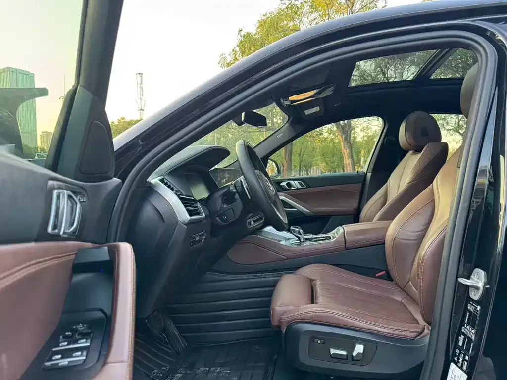 BMW X6 2021 из CN, фото 2