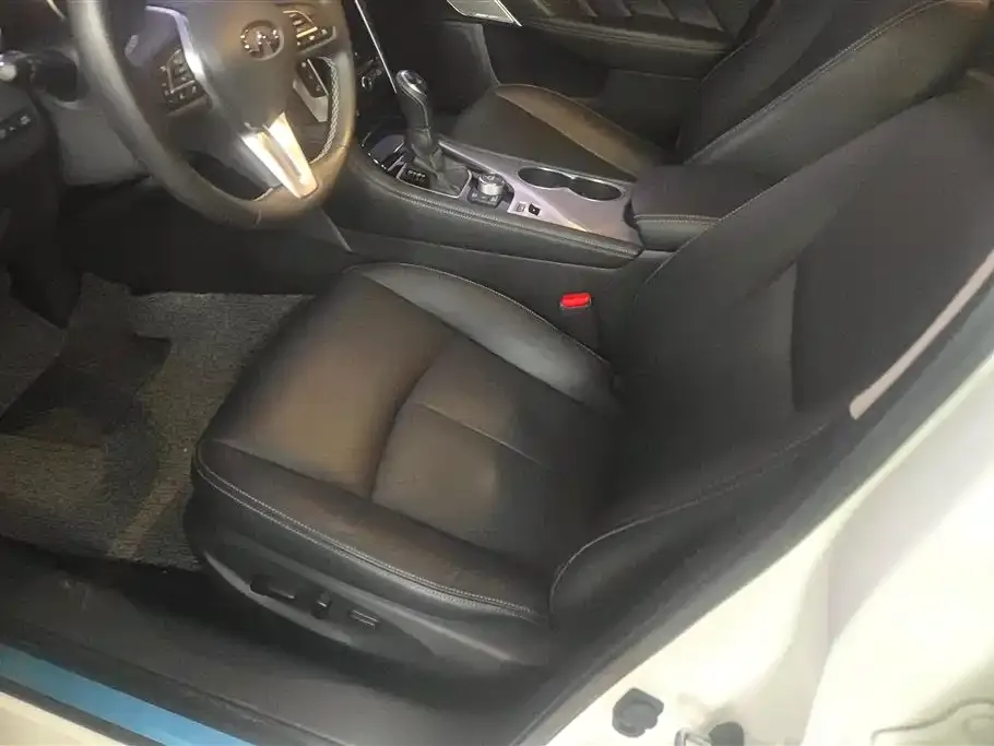 Infiniti Q50L 2021 из CN, фото 9