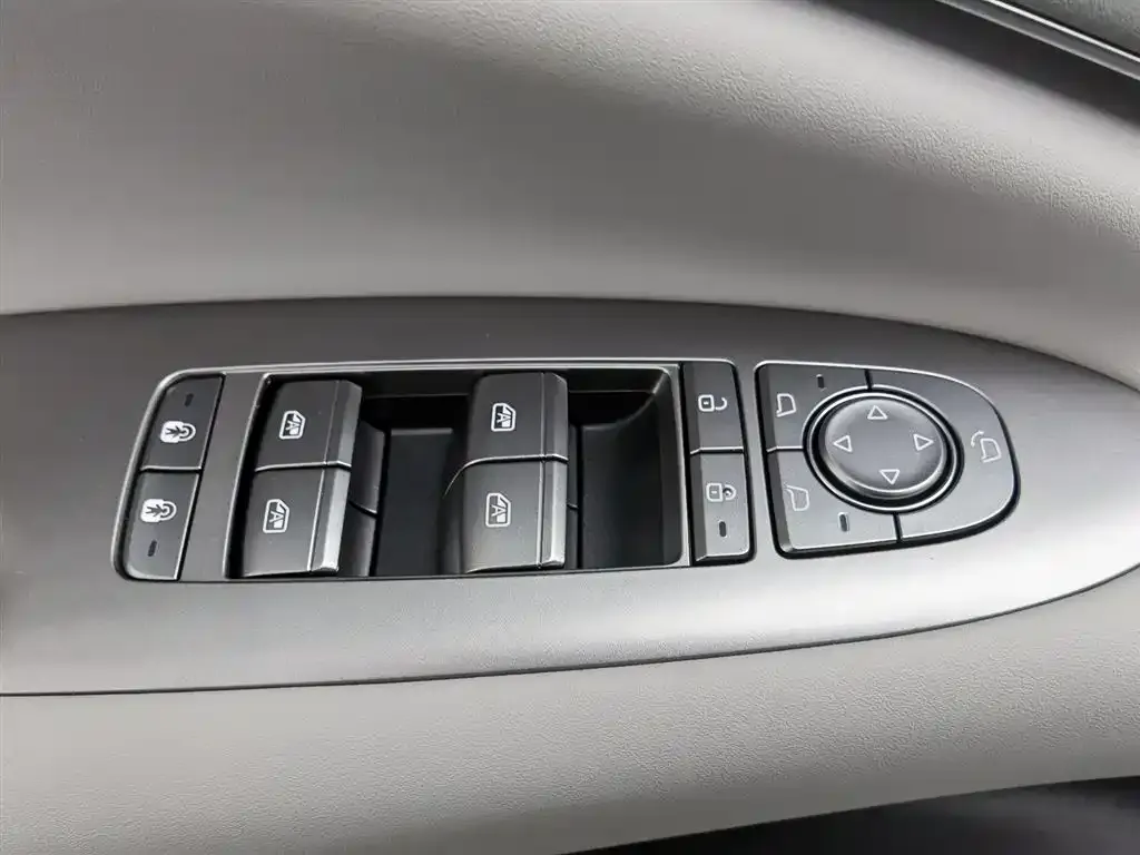 BYD Hiace 06 2025 из CN, фото 8