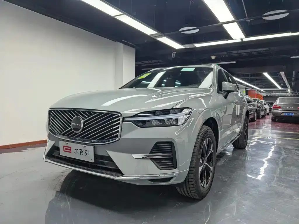 Volvo XC60 2025 из CN, фото 1