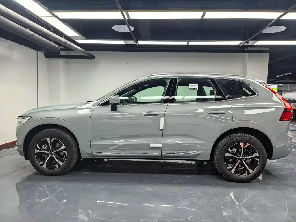Volvo XC60 2025 из CN, фото 4