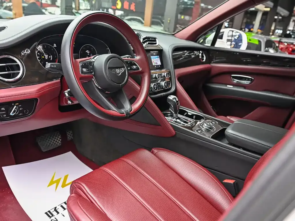 Bentley Bentayga PHEV 2022 из CN, фото 9