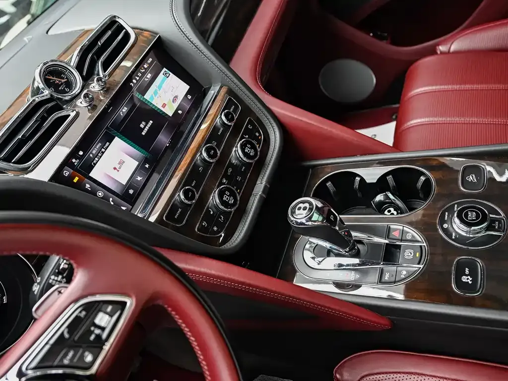 Bentley Bentayga PHEV 2022 из CN, фото 10
