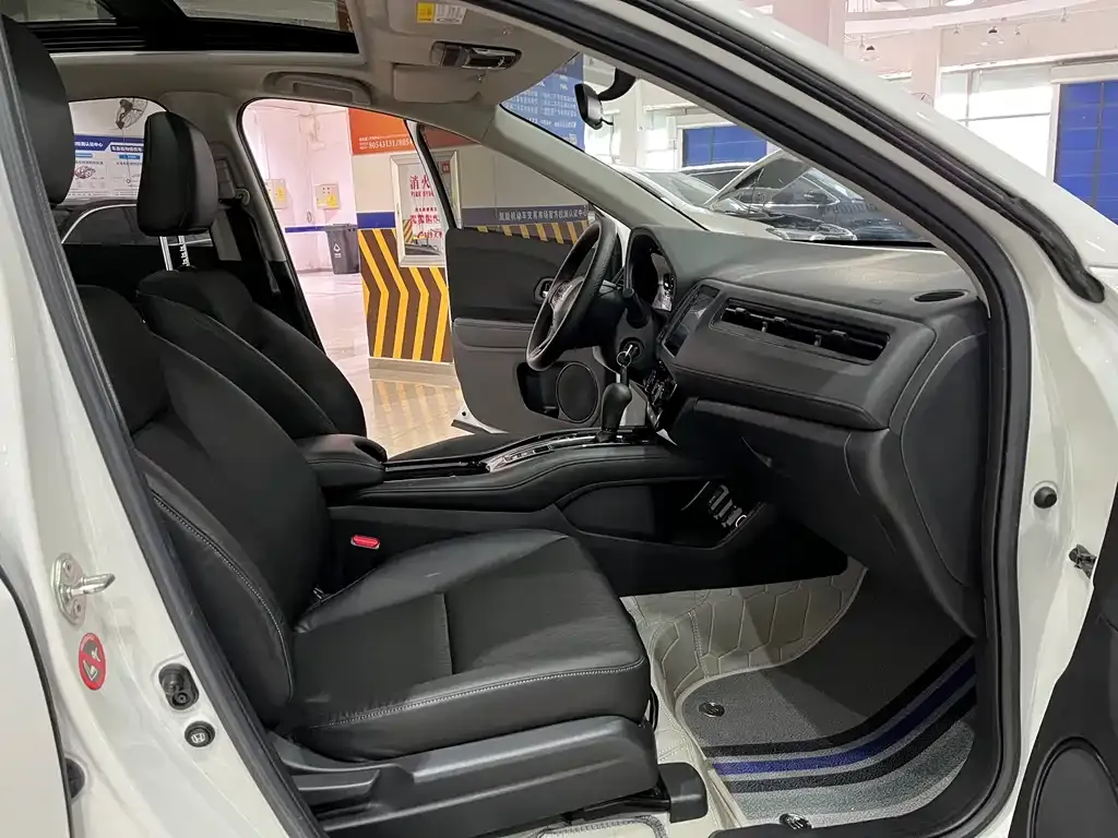 Honda Vezel 2022 из CN, фото 9