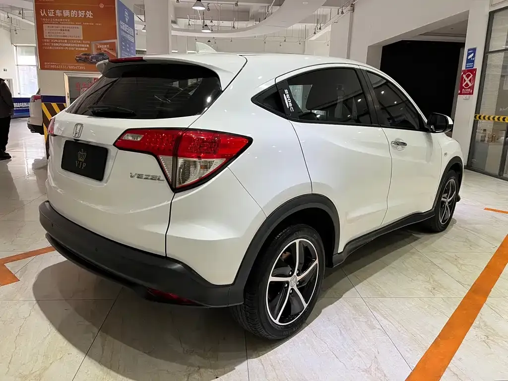 Honda Vezel 2022 из CN, фото 8