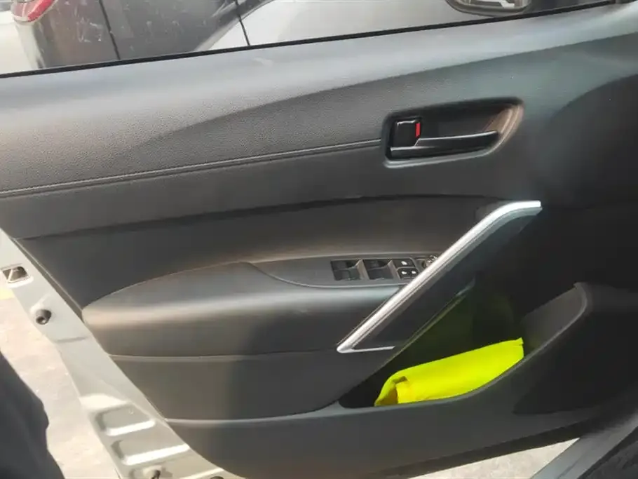 Toyota Frontlander 2022 из CN, фото 6