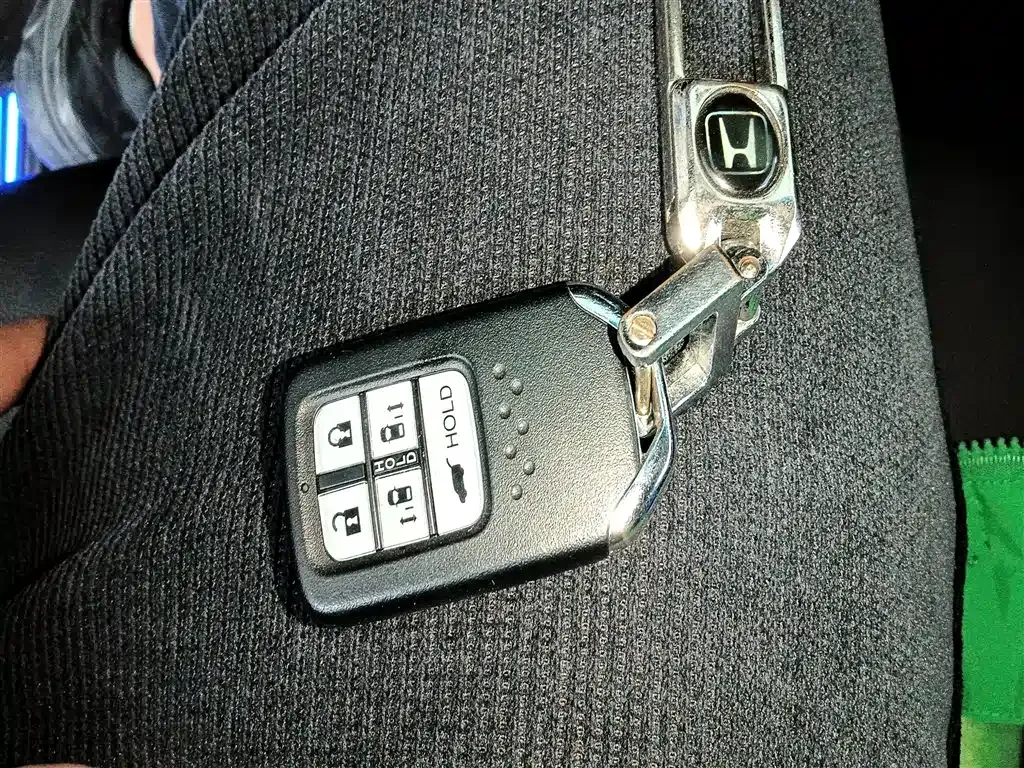 Honda Odyssey — фото 10