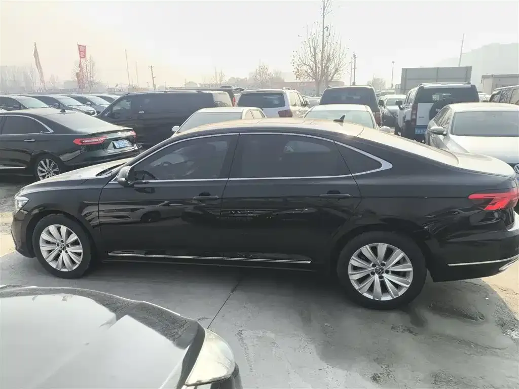 Volkswagen Passat 2021 из CN, фото 10