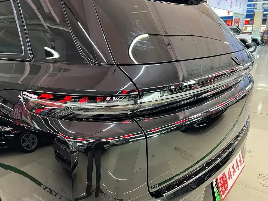 Li Auto L8 2024 из CN, фото 2