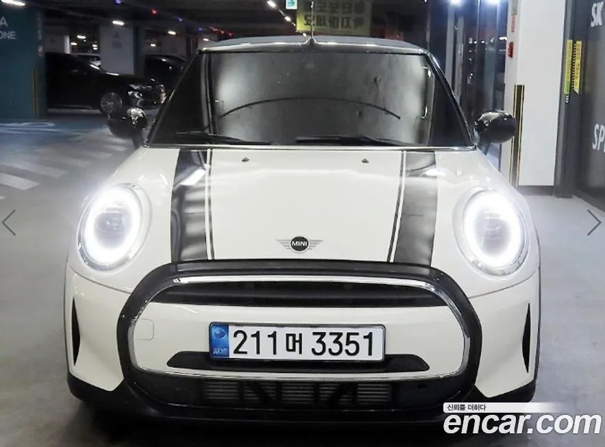 Mini Cooper Convertible 2022 из KR, фото 3