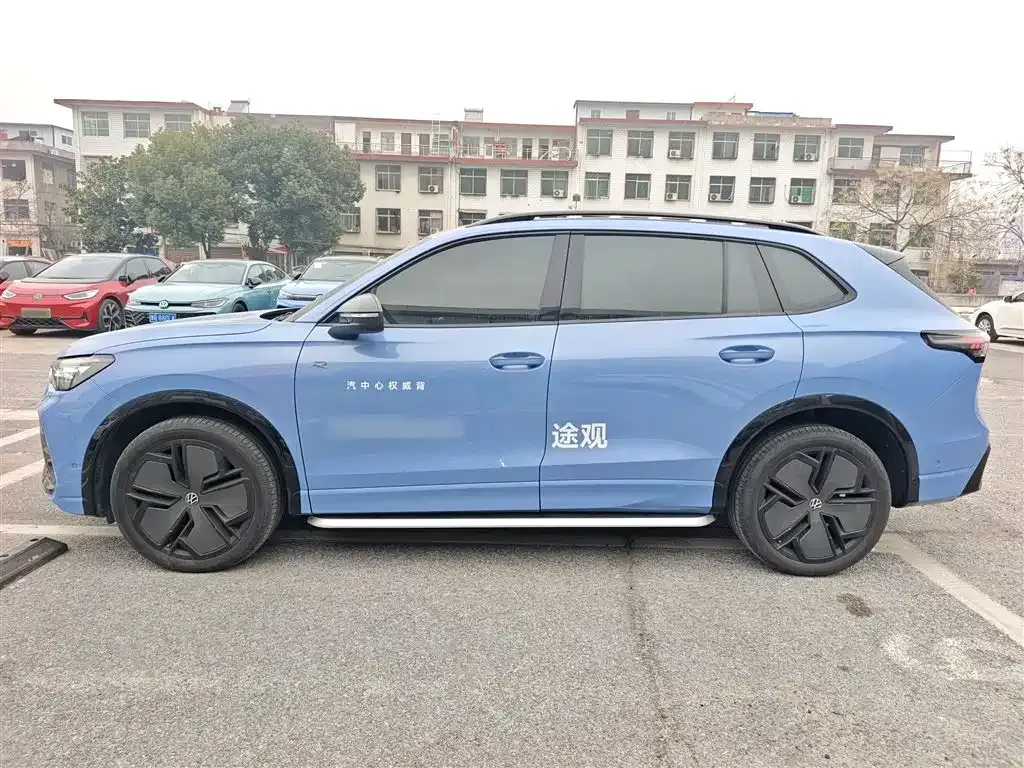 Volkswagen Tiguan L 2024 из CN, фото 4