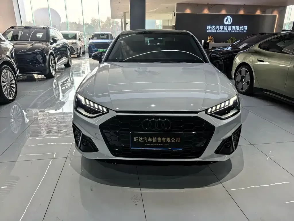 Audi A4L 2023 из CN, фото 8