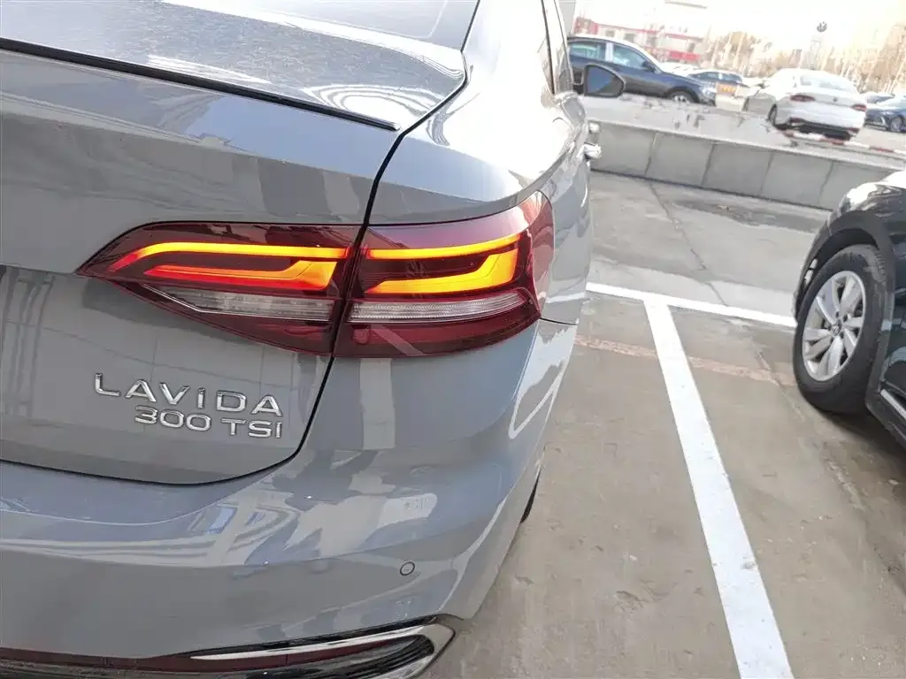 Volkswagen Lavida 2023 из CN, фото 3