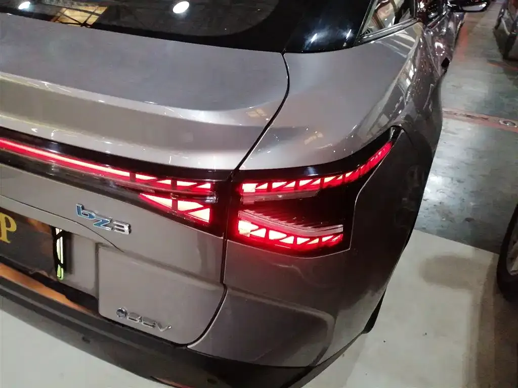Toyota bZ3 2023 из CN, фото 7