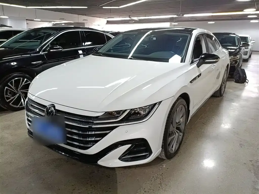 Volkswagen CC 2022 из CN, фото 1