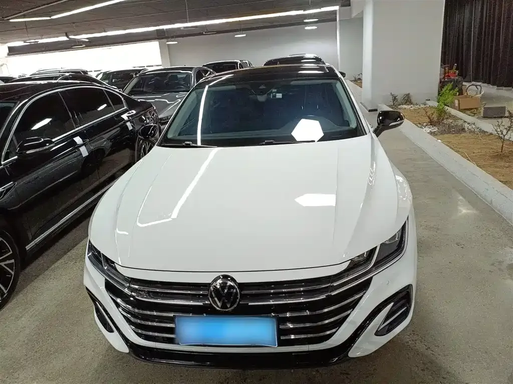 Volkswagen CC 2022 из CN, фото 4