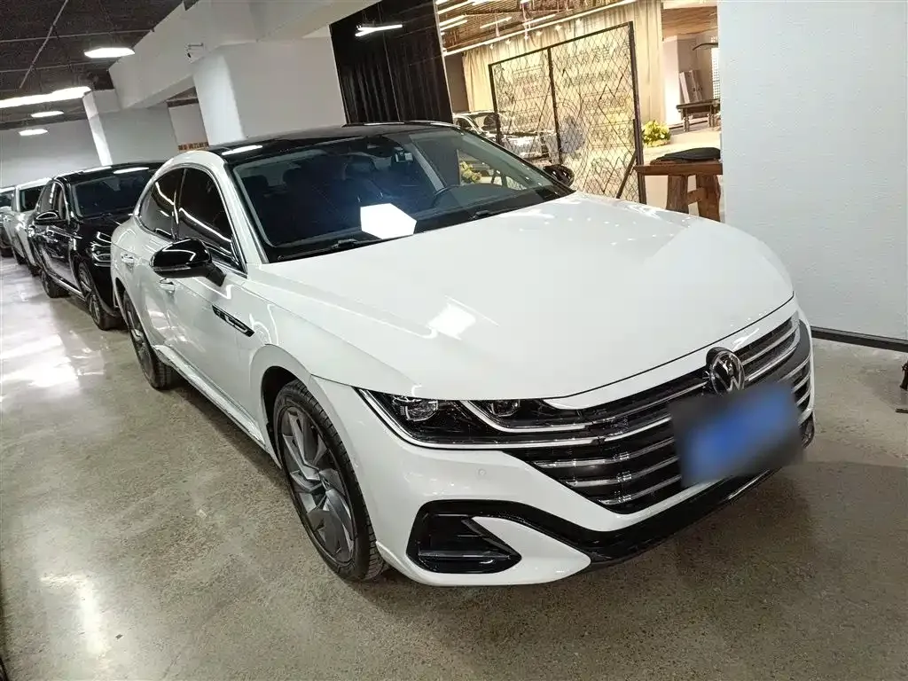 Volkswagen CC 2022 из CN, фото 10