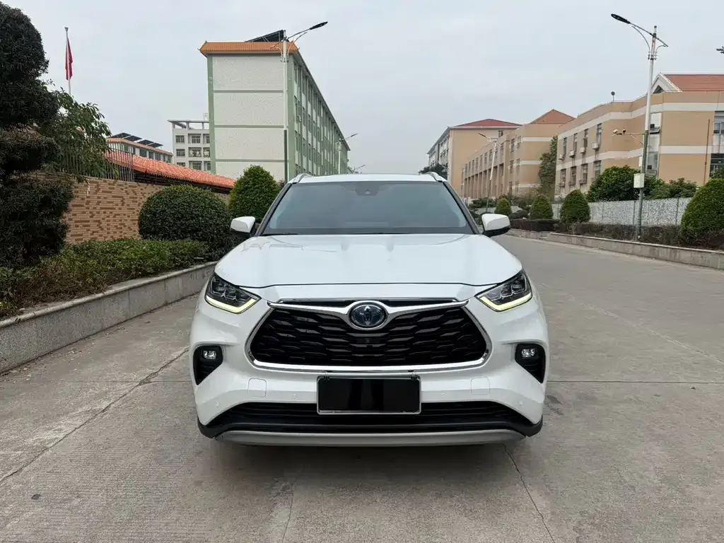 Toyota Highlander 2022 из CN, фото 7