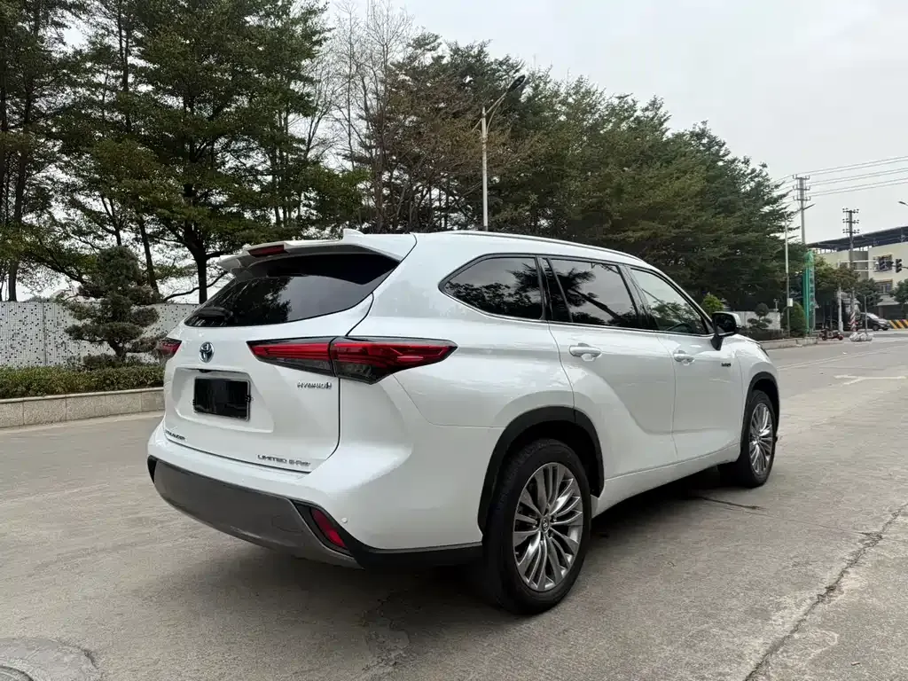 Toyota Highlander 2022 из CN, фото 10