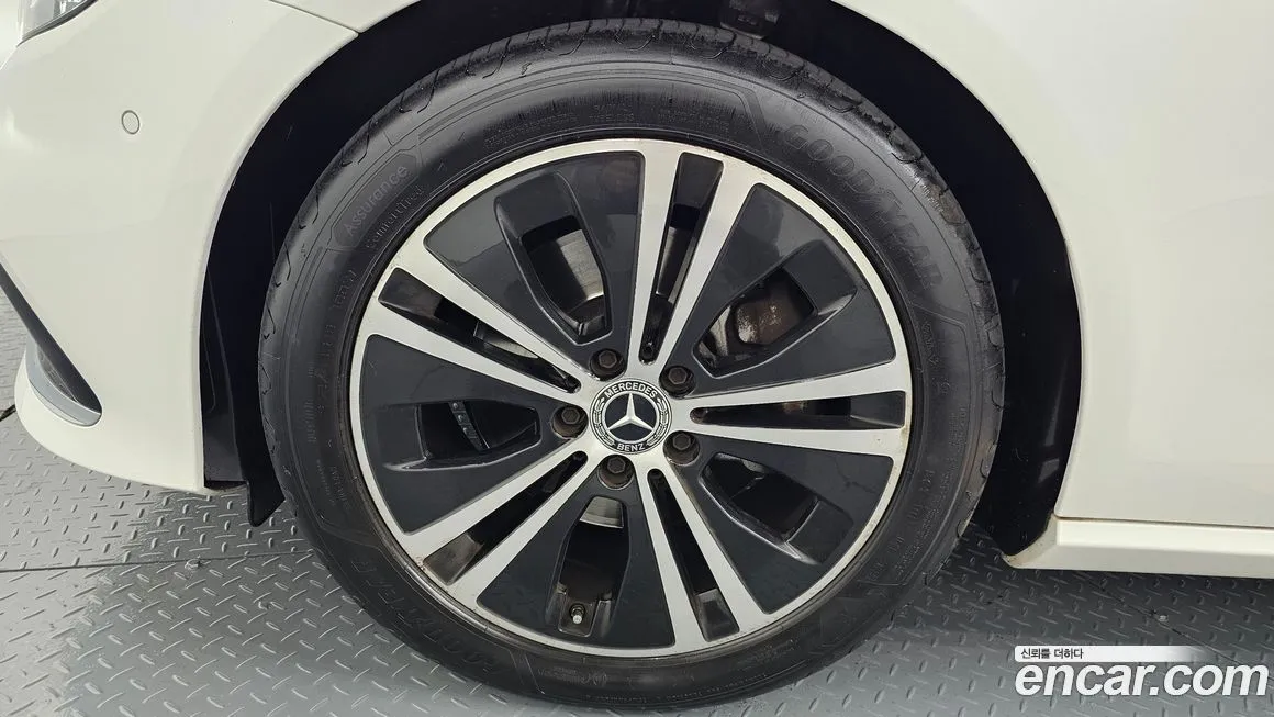 Mercedes-Benz E-Class 2021 из KR, фото 7