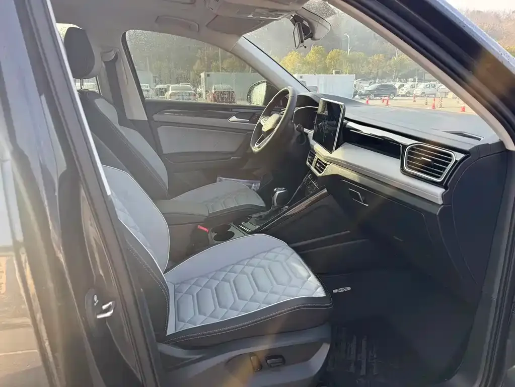 Volkswagen Tayron 2025 из CN, фото 2