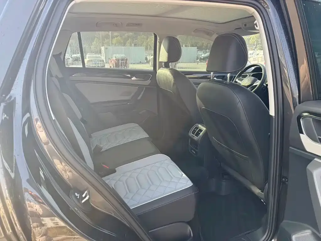 Volkswagen Tayron 2025 из CN, фото 3