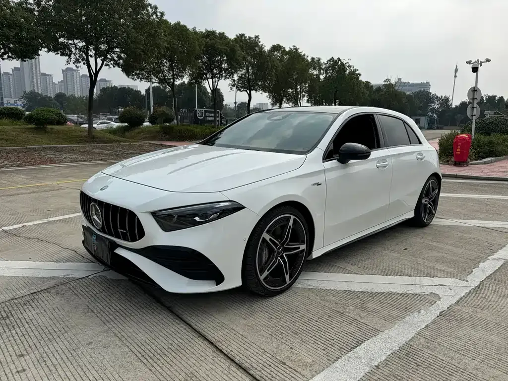 Mercedes-Benz A-Class AMG 2024 из CN, фото 1