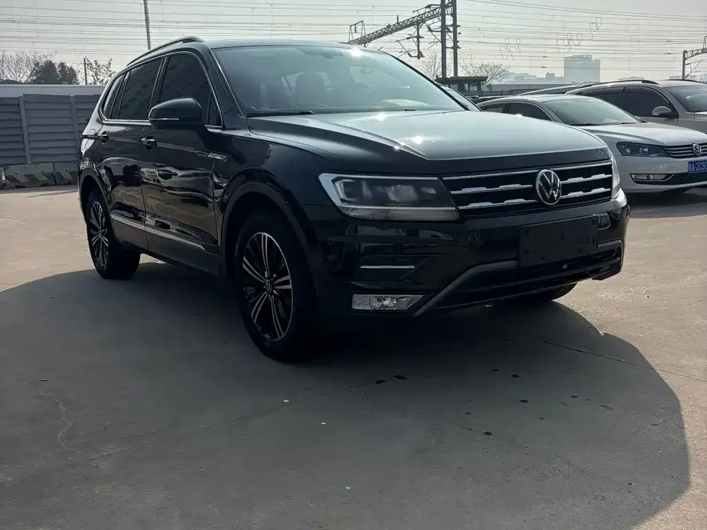 Volkswagen Tiguan L 2021 из CN, фото 10