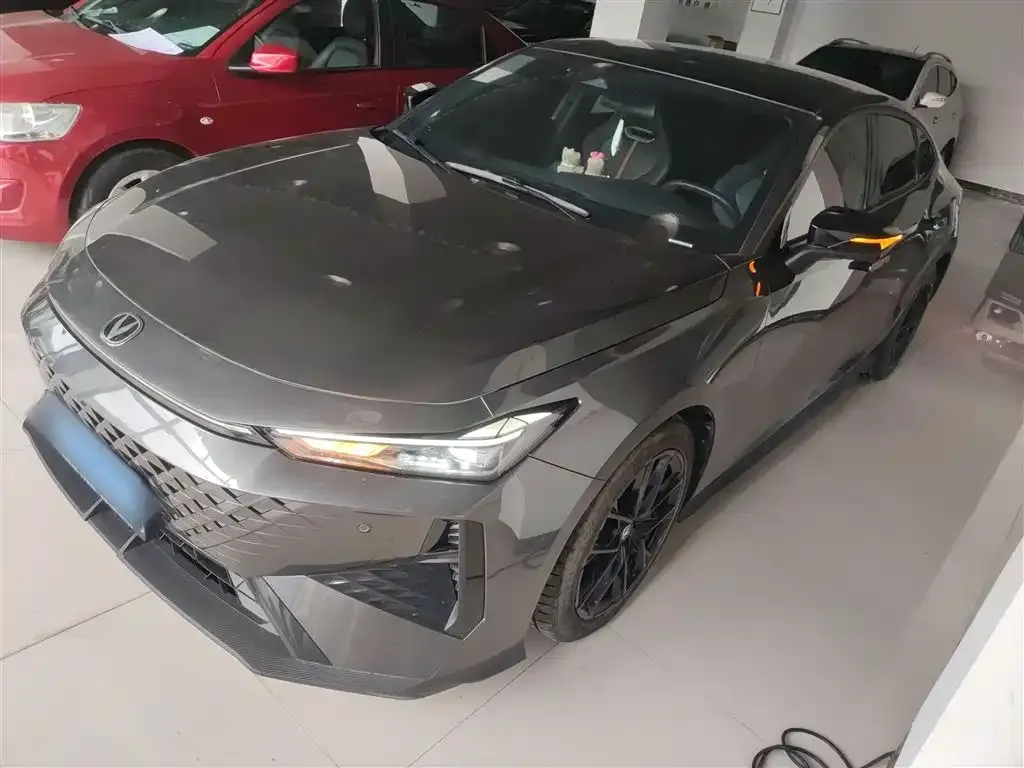 Changan UNI-V 2024 из CN, фото 1