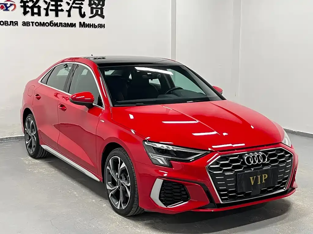 Audi A3 2023 из CN, фото 3