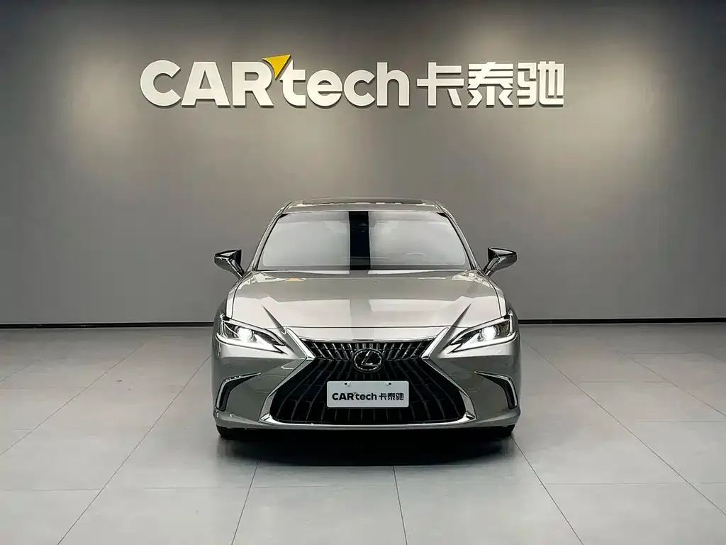 Lexus ES 2021 из CN, фото 4