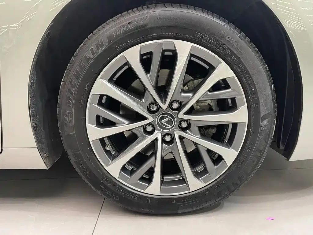 Lexus ES 2021 из CN, фото 9