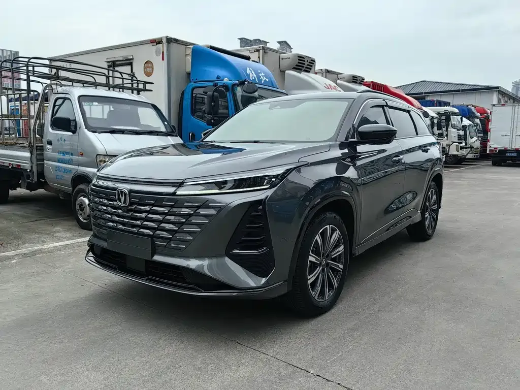 Changan CS75PLUS 2024 из CN, фото 1