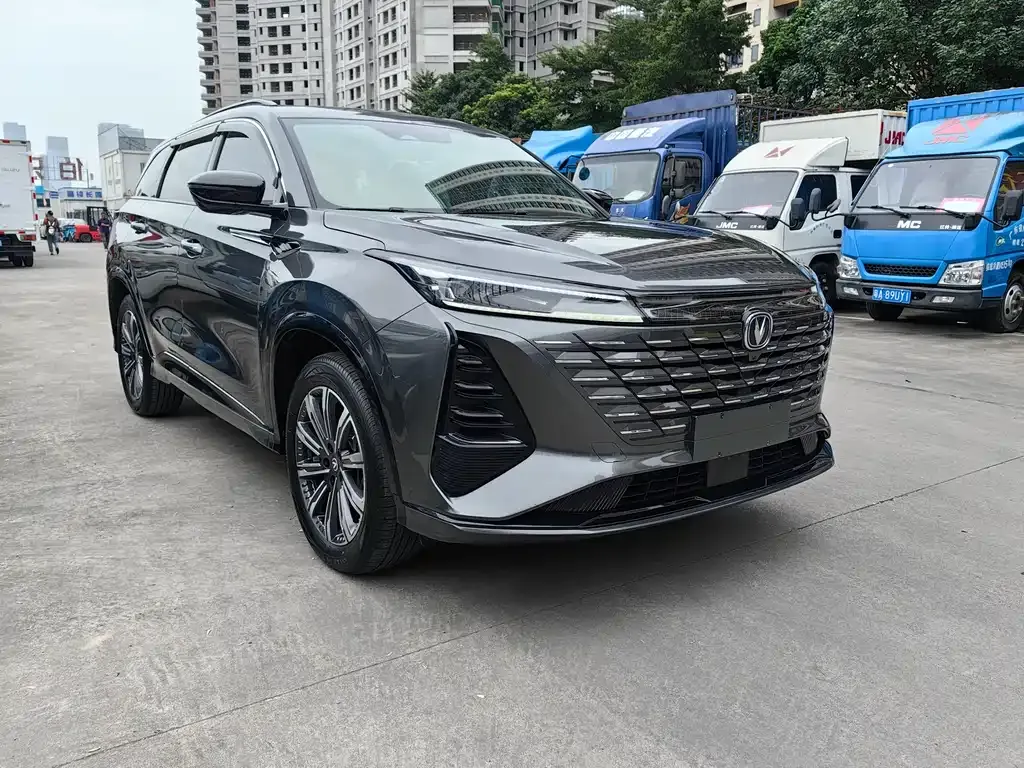 Changan CS75PLUS 2024 из CN, фото 3