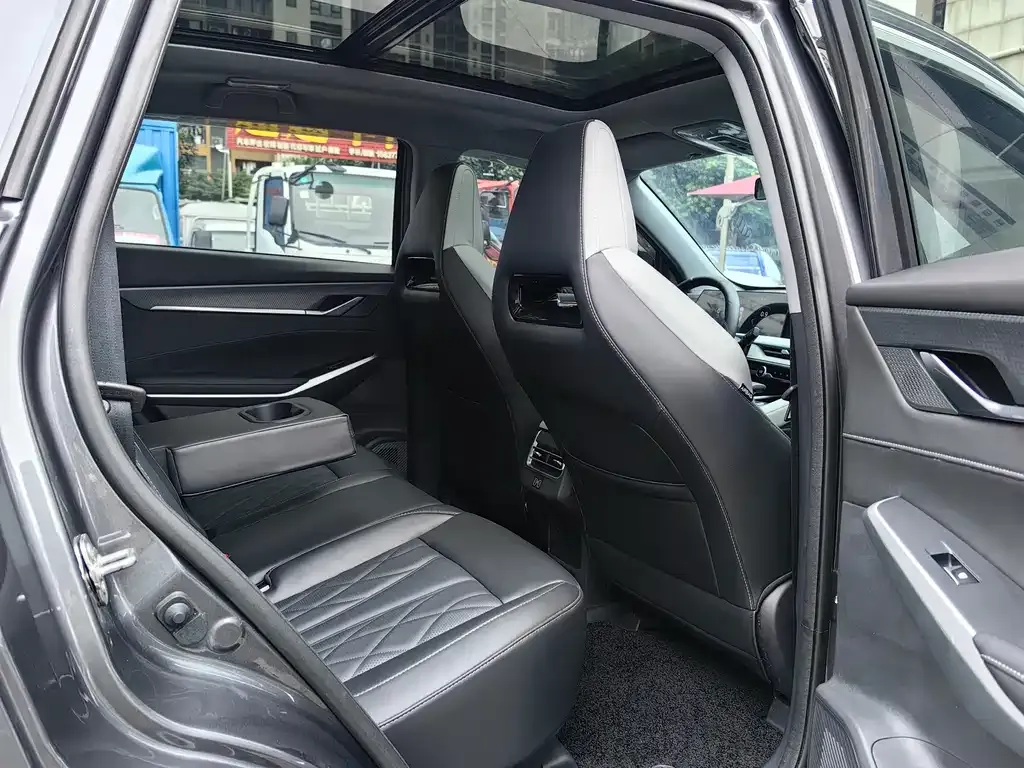 Changan CS75PLUS 2024 из CN, фото 8