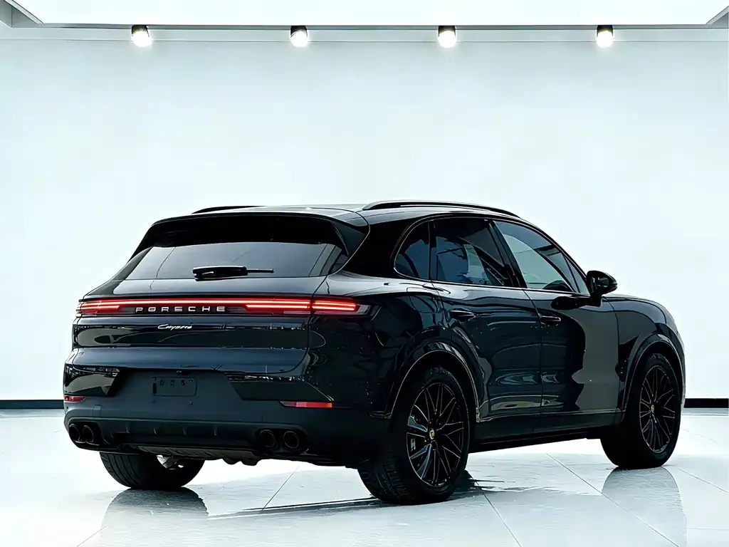 Porsche Cayenne 2024 из CN, фото 6