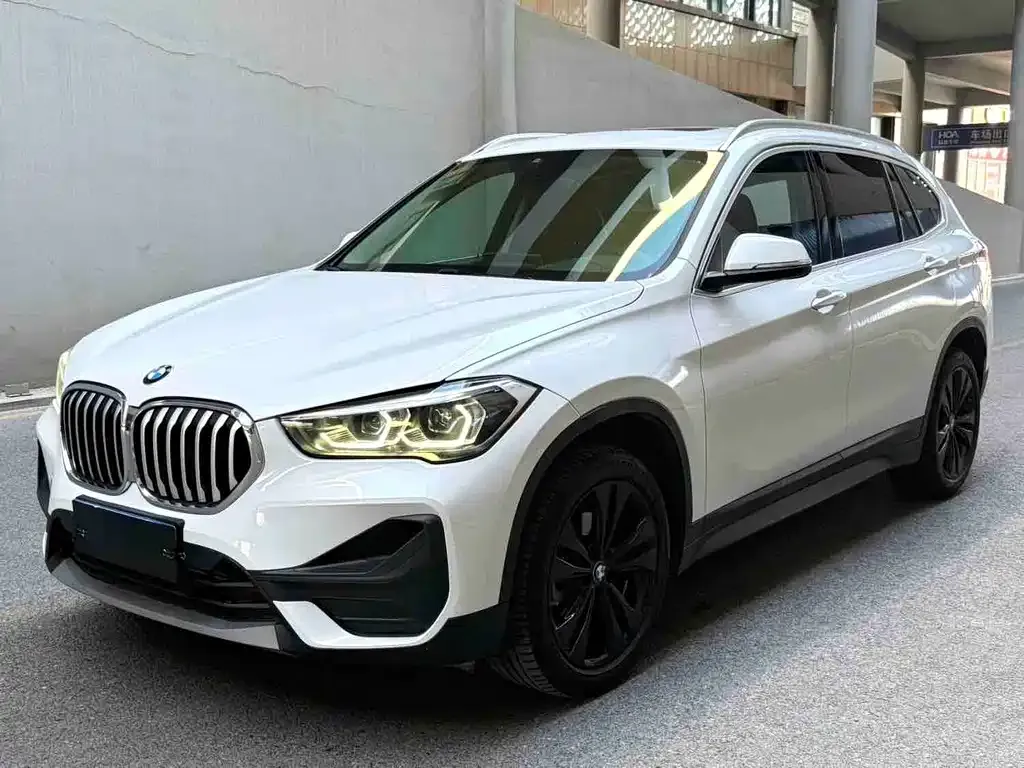 BMW X1 2022 из CN, фото 1