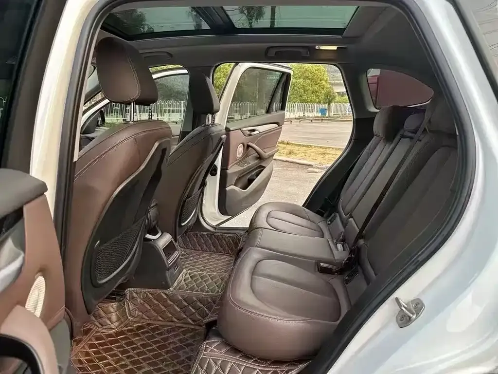 BMW X1 2022 из CN, фото 3
