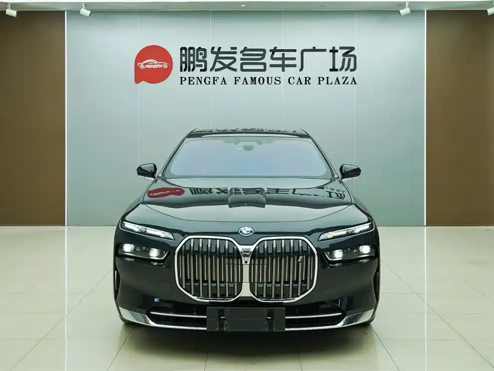 BMW i7 2024 из CN, фото 2