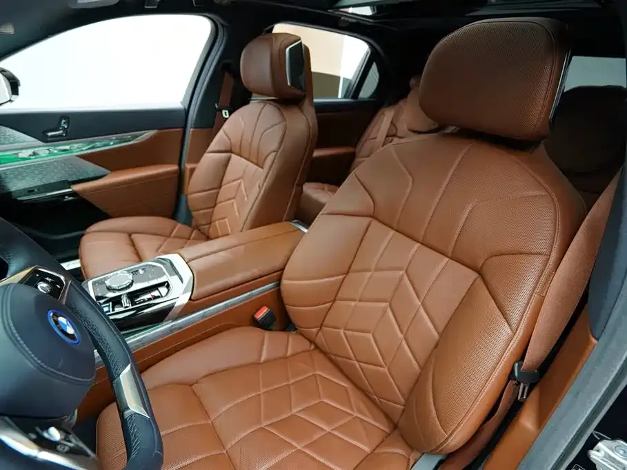 BMW i7 2024 из CN, фото 6