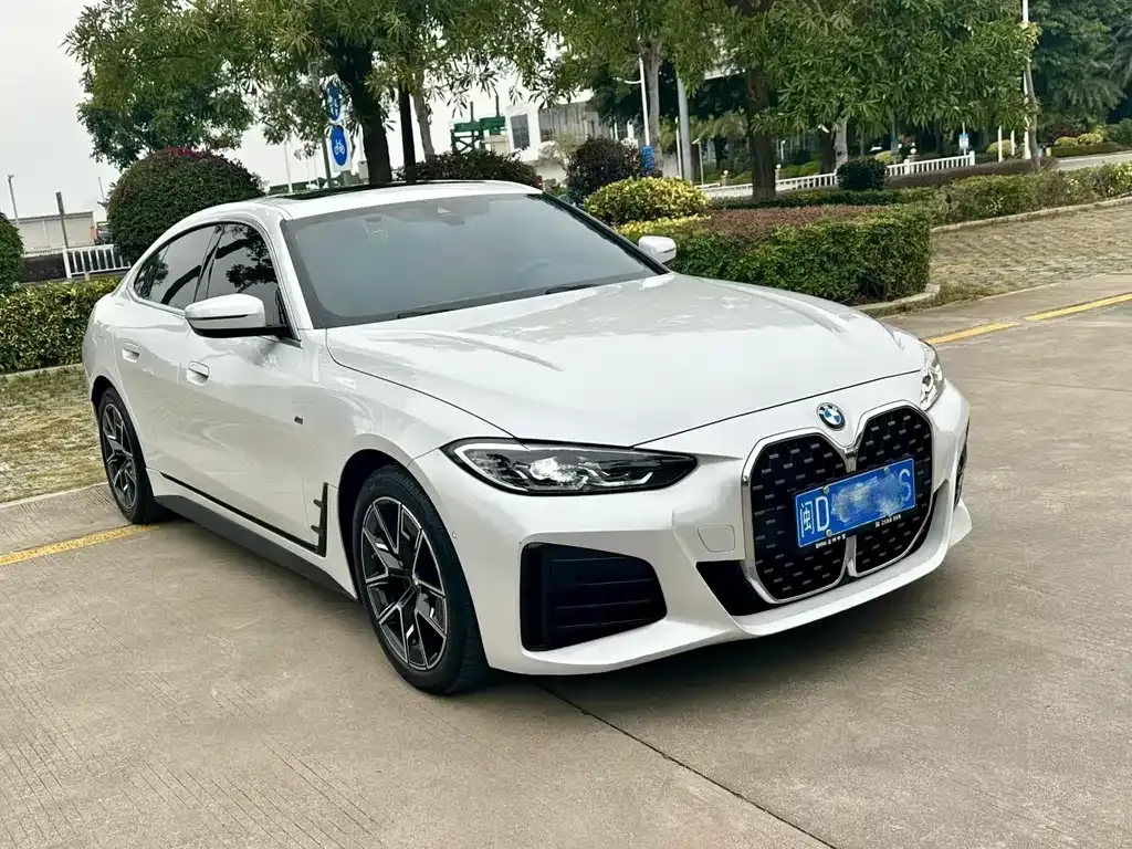 BMW 4 Series 2022 из CN, фото 3