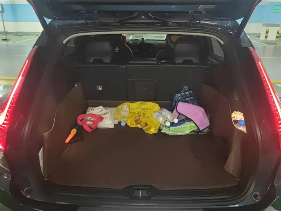 Volvo XC40 2021 из CN, фото 8