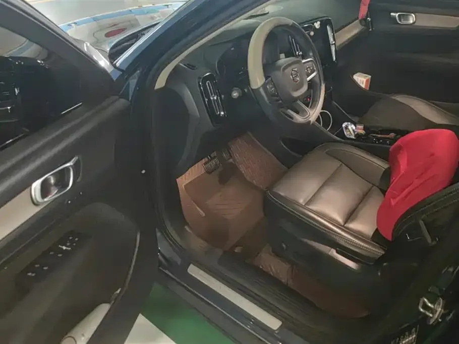 Volvo XC40 2021 из CN, фото 9