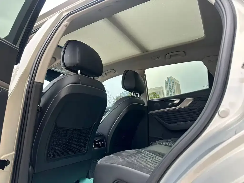 Hongqi HS5 2021 из CN, фото 2