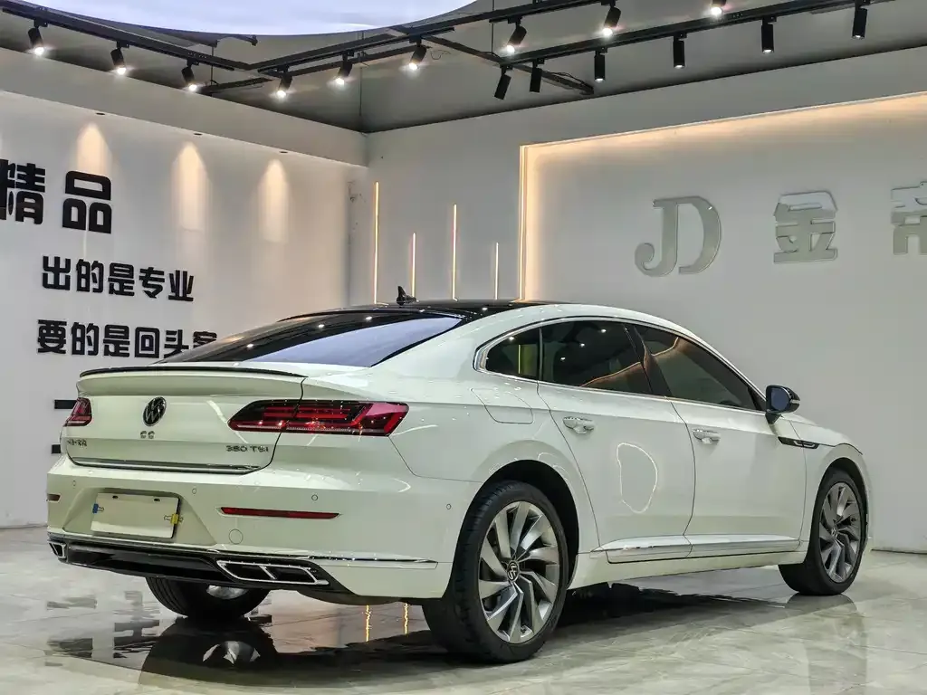 Volkswagen CC — фото 7