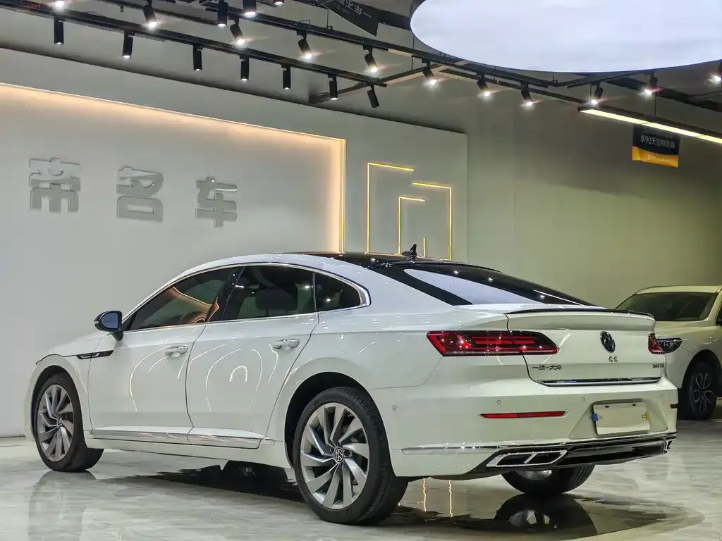 Volkswagen CC — фото 4