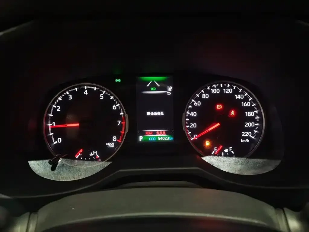 Toyota Wildlander 2022 из CN, фото 4