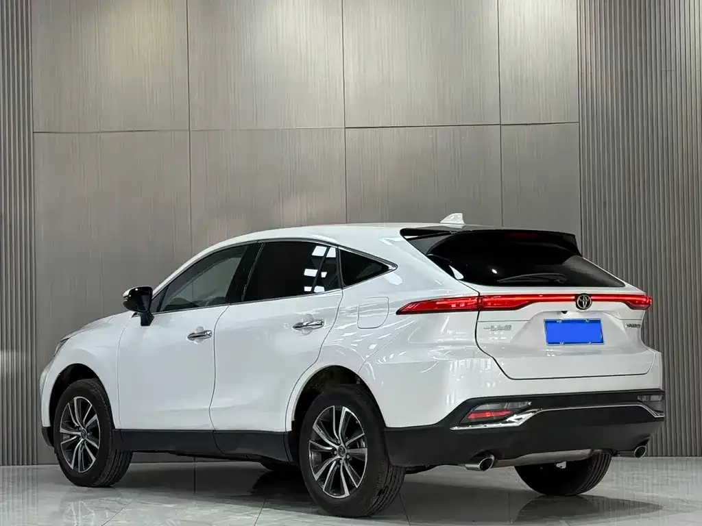 Toyota Harrier 2025 из CN, фото 4