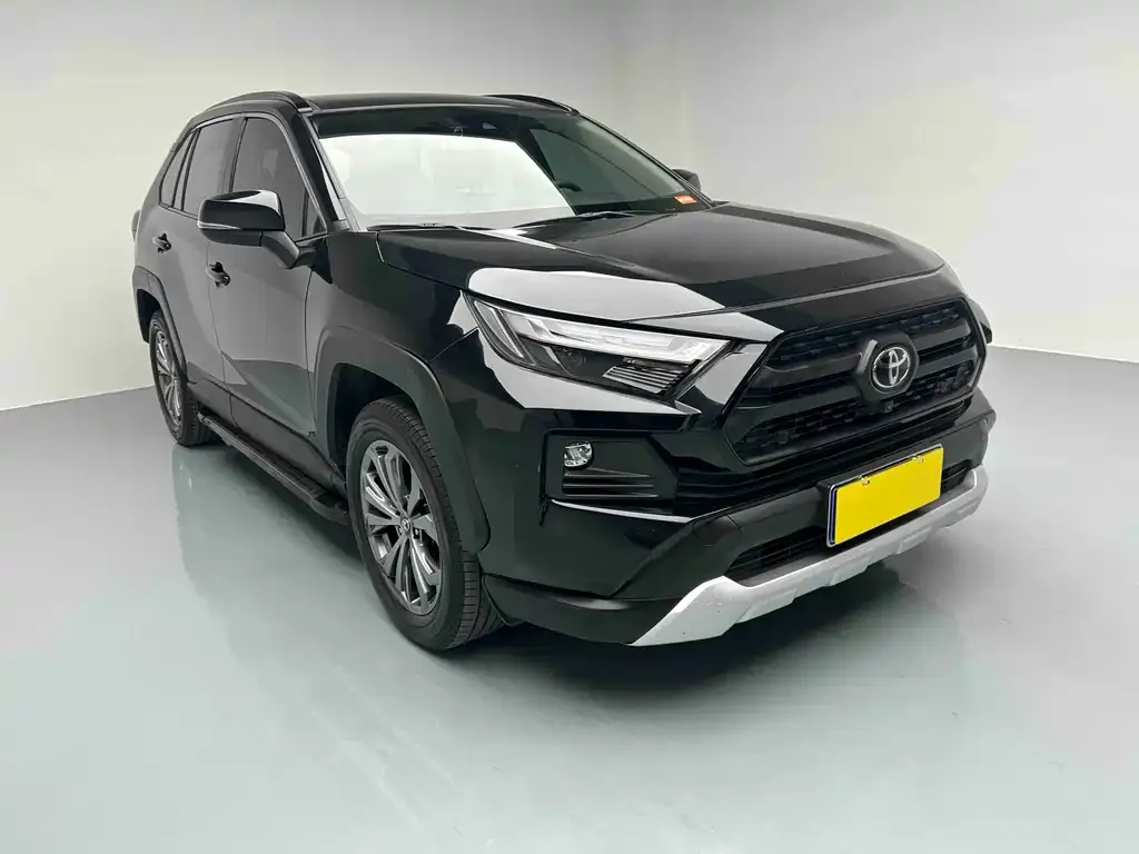 Toyota RAV4 — фото 5