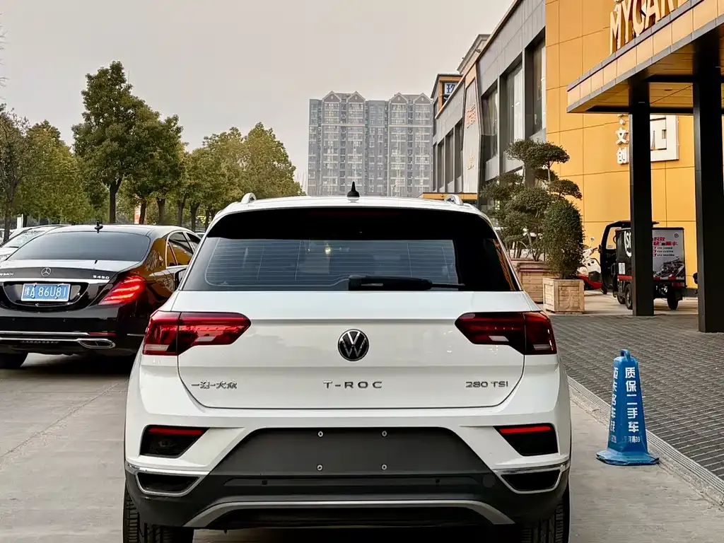 Volkswagen T-Roc 2023 из CN, фото 8